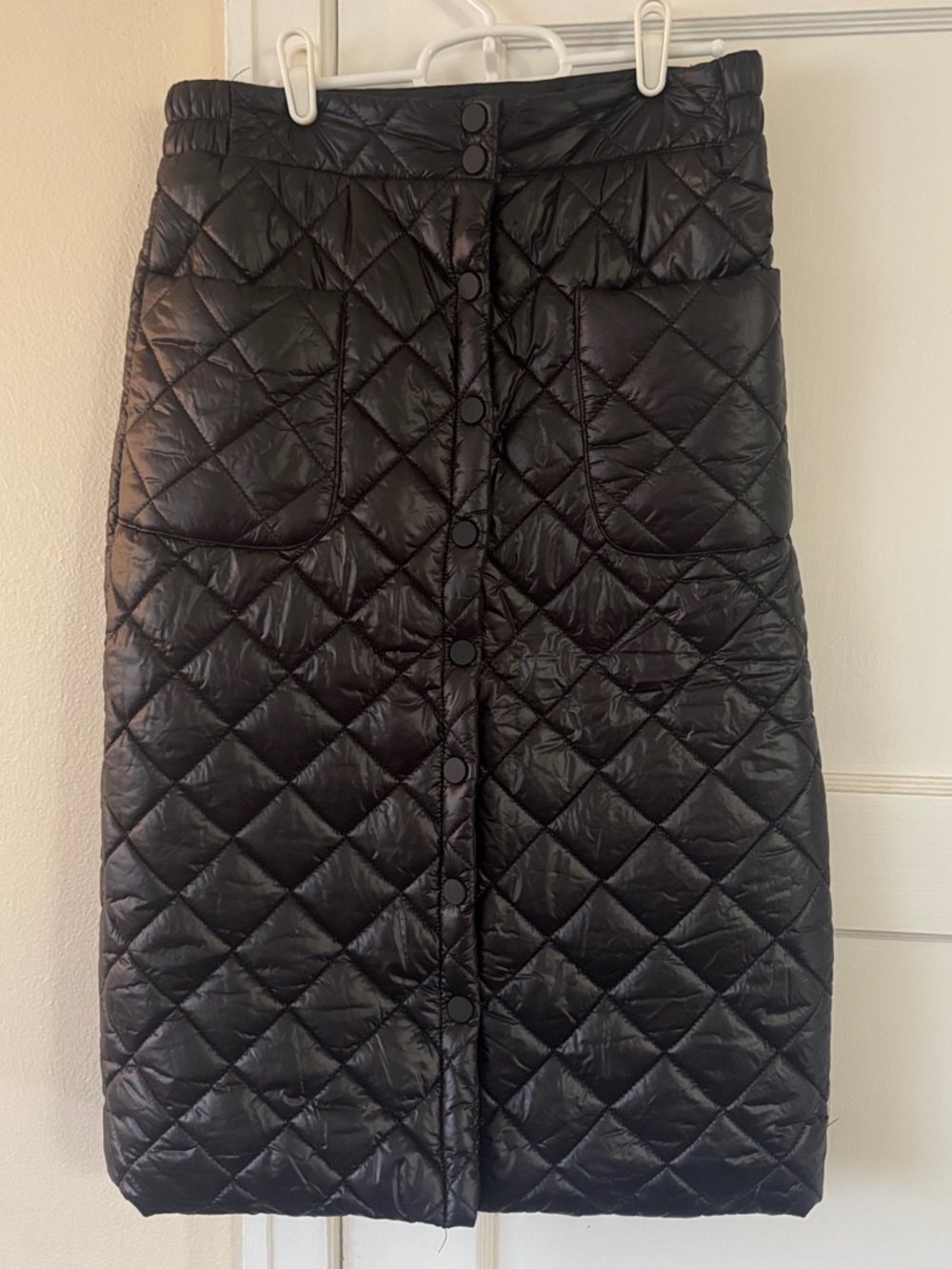 Quilted Black Button-Front Midi Skirt